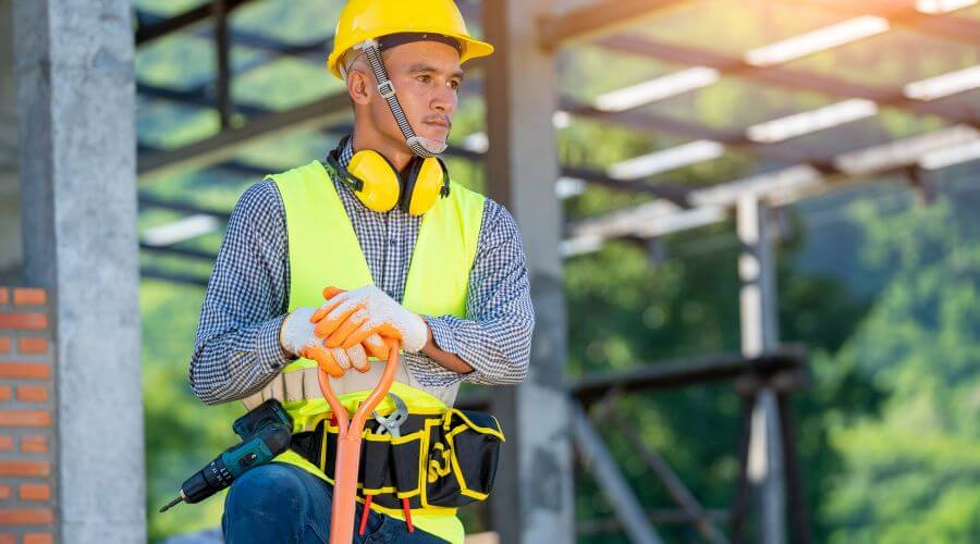 Professional gutter cleaning in Snyder, OK